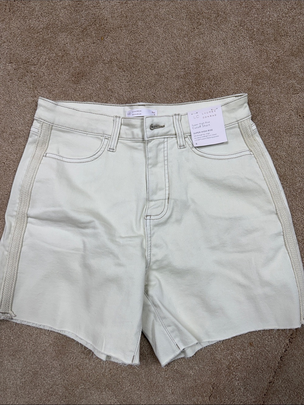 New LC Lauren Conrad Cream super High-Rise Jean Shorts size 6